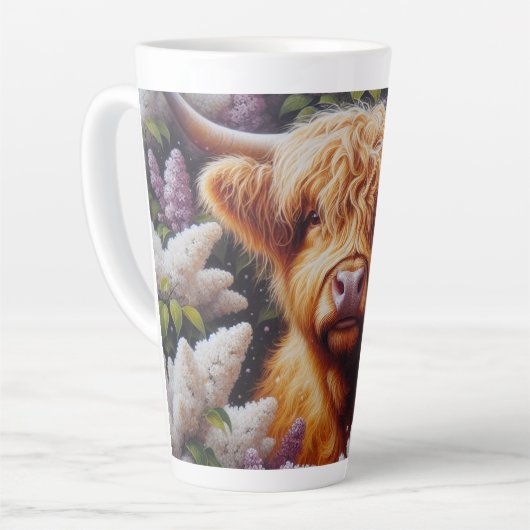 Hochlandkuh mit Lilac-Blume Milchtasse (Linke Ecke)