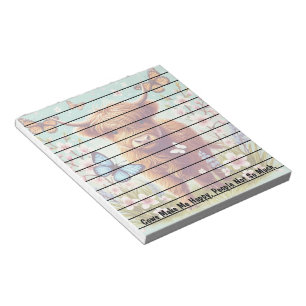 Hochlandkuh mit Schmetterlingen und Frühlingsblume Notizblock