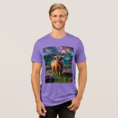 Hochlandkuh unter den Sternen Tri-Blend Shirt (Vorderseite voll)