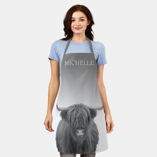 Hochlandkuhbauernhaus Cabin Gray Personalisiert Schürze (Getragen)