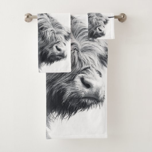 Hochlandkuhportrait Initialmonogramm Schwarz-weiß Badhandtuch Set (Insitu)