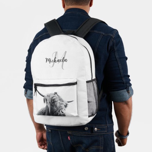 Hochlandkuhportrait Initialmonogramm Schwarz-weiß Bedruckter Rucksack (Insitu (Modell))