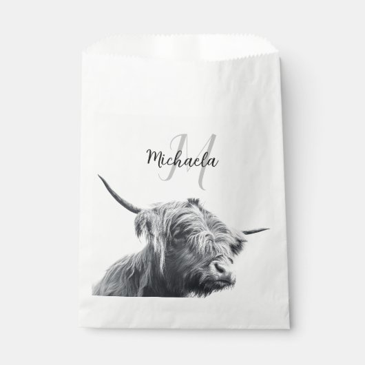 Hochlandkuhportrait Initialmonogramm Schwarz-weiß Geschenktütchen (Vorderseite)