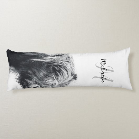 Hochlandkuhportrait Initialmonogramm Schwarz-weiß Seitenschläferkissen (Rückseite)