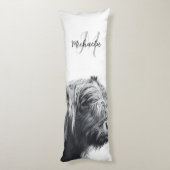 Hochlandkuhportrait Initialmonogramm Schwarz-weiß Seitenschläferkissen (Rückseite (Vertikal))
