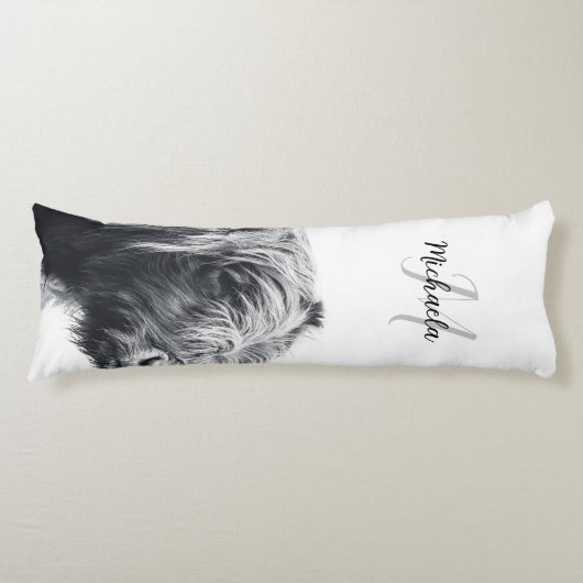 Hochlandkuhportrait Initialmonogramm Schwarz-weiß Seitenschläferkissen (Vorderseite)