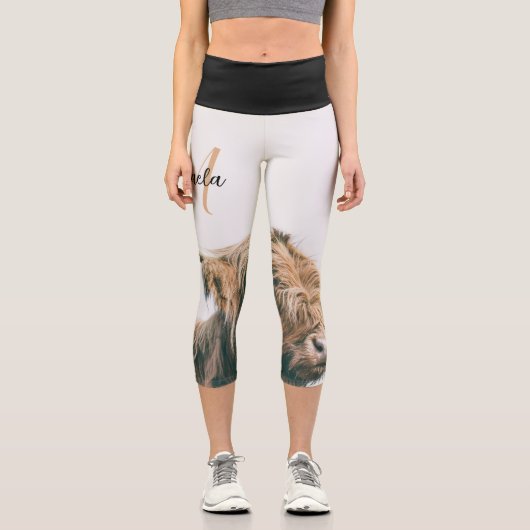Hochlandportrait individuelle Name Capri Leggings (Vorderseite)