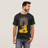 hochmeditiert| Yin Yang Buddha Geschenk T Shirt (Vorne ganz)