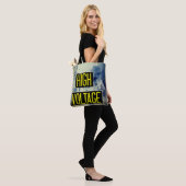 Hochspannungswarnzeichen - FUNNY Tasche (Am Model)