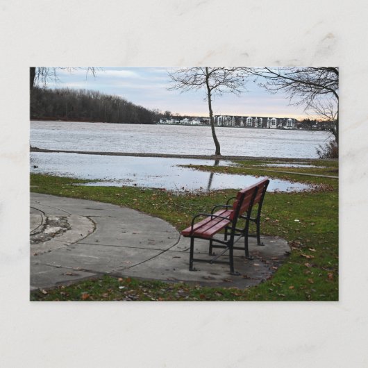 Hochwasserparkplatz mit Sitzecke Postkarte (Vorderseite)