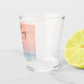 Hochzeit am Meer unter dem Himmel Schnapsglas (Rechts)