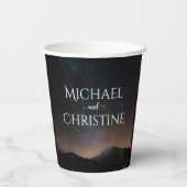 Hochzeit am Nachthimmel unter den Sternen Pappbecher (Rückseite)