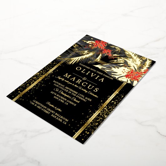 Hochzeit | Black Tropical Fern Crimson Plumeria Folieneinladung (Gedreht)