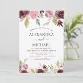 Hochzeit Burgund Pink Moderne Elegante Blumen Einladung (Stehend Vorderseite)
