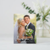 Hochzeit Danke | Handgeschriebenes Skript über Fot Postkarte (Stehend Vorderseite)