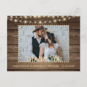 Hochzeit danke Ihnen rustikale Holz String Lights Postkarte (Vorderseite)