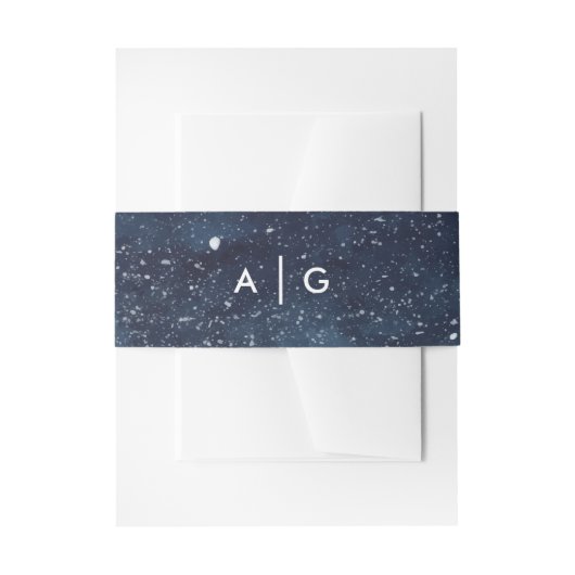 Hochzeit der Navy Blue Snowy Winter Night Monogram Einladungsbanderole (Vorderseite Beispiel)