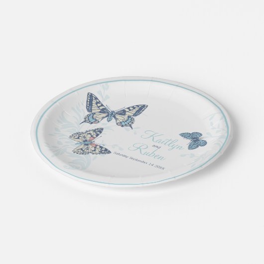 Hochzeit der weißen Korallen in Rosa Pappteller (Schrägansicht)