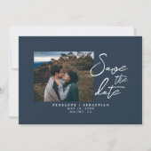Hochzeit des Minimalistischen Navy Blue Calligraph Save The Date (Vorderseite)