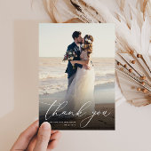 Hochzeit des modernen Fotos mit weißer Kalligrafie Dankeskarte