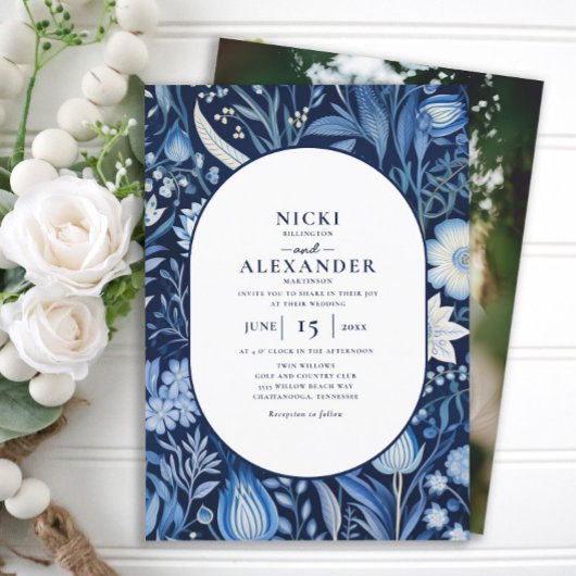 Hochzeit des Navy Blue Floral Arch Foto Einladung