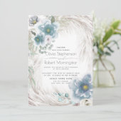 Hochzeit | Dusty Blue Floral Einladung (Stehend Vorderseite)