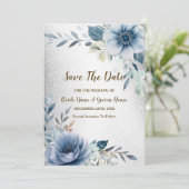 Hochzeit Dusty Blue Watercolor Blume Silver Save The Date (Stehend Vorderseite)