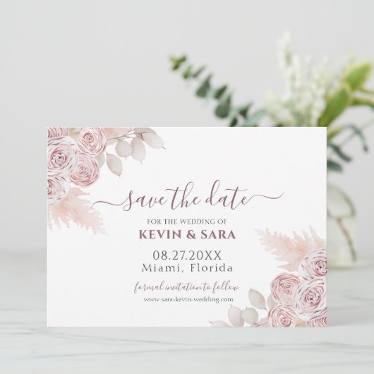 Hochzeit Dusty Pink Blumenpastel Save the Date Einladung (Stehend Vorderseite)