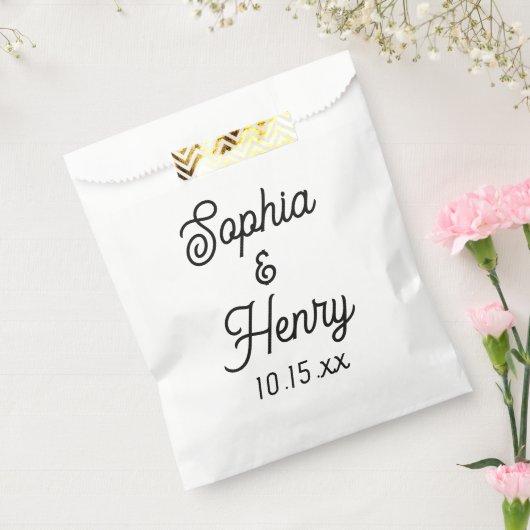 Hochzeit Elegante Script Black Modern Typografy Geschenktütchen (Versiegelt)