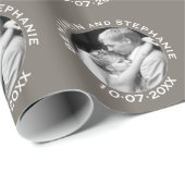 Hochzeit Erstes Weihnachts-Foto Individuelle Name  Geschenkpapier (Rolleneckpunkt)