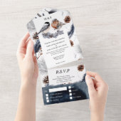 Hochzeit im Herbst der Kiefernwälder in einem Einz All In One Einladung (Abreißen)