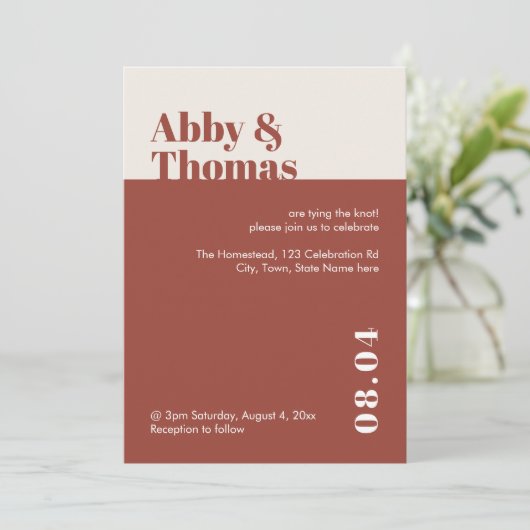 Hochzeit im Herbst Moderne Minimal Terracotta Einladung (Stehend Vorderseite)