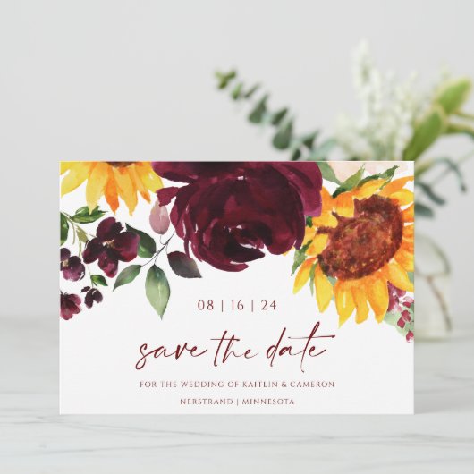 Hochzeit im Herbst Sonnenblumen Burgund Rote Flora Save The Date (Stehend Vorderseite)