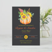 Hochzeit im Herbst Sonnenblumen und Kürbispflanzen Einladung (Stehend Vorderseite)