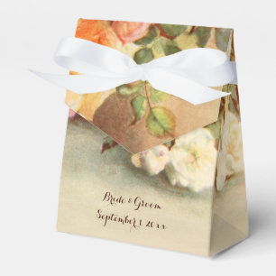 Hochzeit im Vintage-Stil, Stillleben mit antiken R Geschenkschachtel