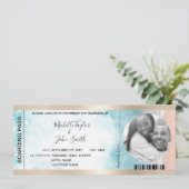 Hochzeit in Urlaubsort Boarding Pass Beach Ocean I Einladung (Stehend Vorderseite)
