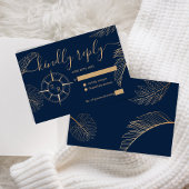 Hochzeit in Urlaubsort-Passport-Compass-Monogramm RSVP Karte