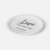 💍 Hochzeit Liebe Minimalistisch Pappteller (Schrägansicht)