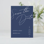 Hochzeit Minimalistischer Navy-Script-Typografie Save The Date (Stehend Vorderseite)