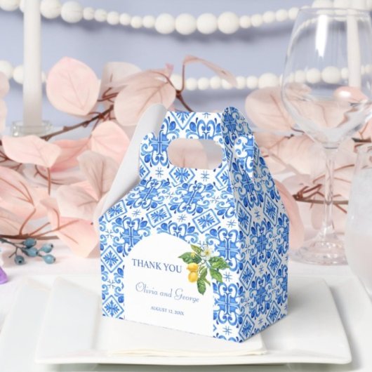 Hochzeit mit blauen Kacheln und Zitronen Geschenkschachtel