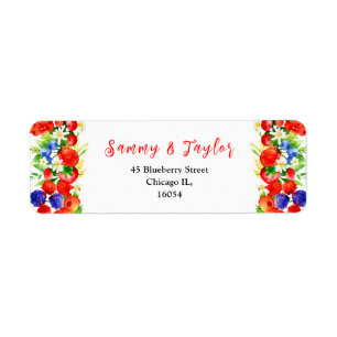 Hochzeit mit gemischten Beeren und Laub