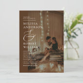 Hochzeit mit lässigem Chic und braunem Foto Einladung (Stehend Vorderseite)
