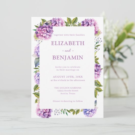 Hochzeit mit Lila Hydrangeas Einladung (Stehend Vorderseite)