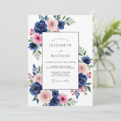 Hochzeit mit Navy Pink Bloom Einladung (Stehend Vorderseite)