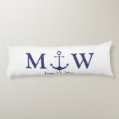 Hochzeit nautischer Ankernacht blaues weißes Monog Seitenschläferkissen (Rückseite)