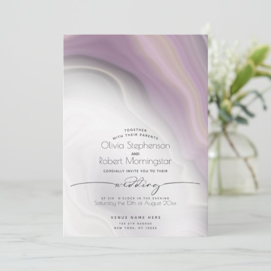 HOCHZEIT | Pflaumenweiche Lila Marmor Einladung (Stehend Vorderseite)