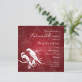 Hochzeit Probe Dinner Love Birds Rot Einladung (Stehend Vorderseite)