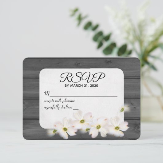 Hochzeit RSVP floral auf schwarzem Holz (Stehend Vorderseite)