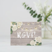 Hochzeit RSVP Rustic Wood Hydrangea String Lights Einladungspostkarte (Stehend Vorderseite)