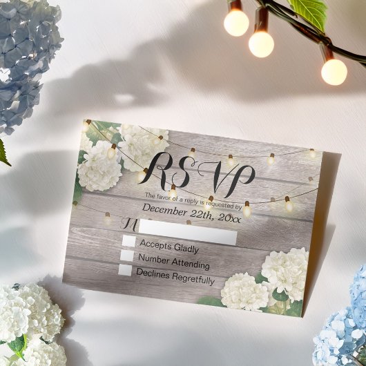 Hochzeit RSVP Rustic Wood Hydrangea String Lights Karte